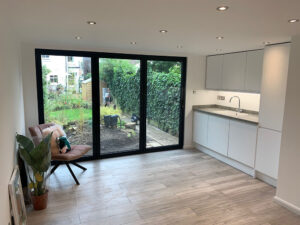 fitted-kitchen-in-garden-annex